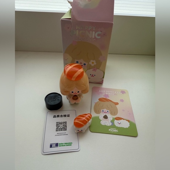 Happy Picnic together Figurine SAKE SUSHI & ZZA& RiCO Miniso - Picture 1 of 7
